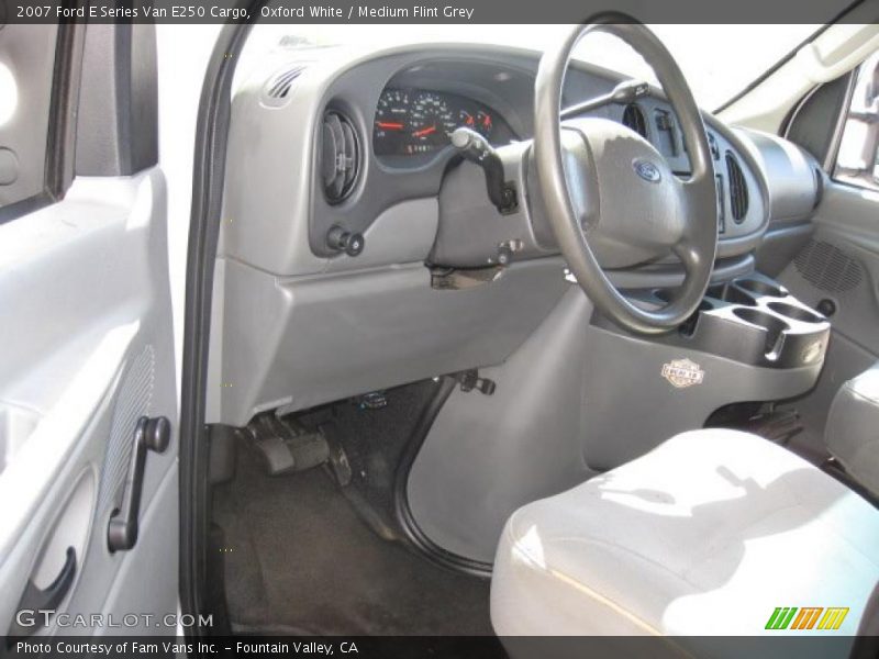Oxford White / Medium Flint Grey 2007 Ford E Series Van E250 Cargo