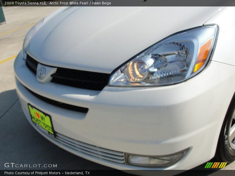 Arctic Frost White Pearl / Fawn Beige 2004 Toyota Sienna XLE