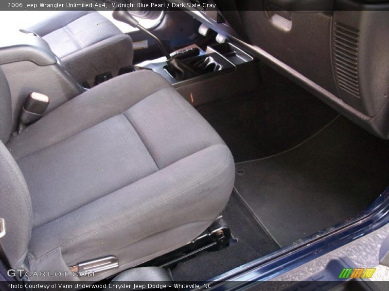 Midnight Blue Pearl / Dark Slate Gray 2006 Jeep Wrangler Unlimited 4x4