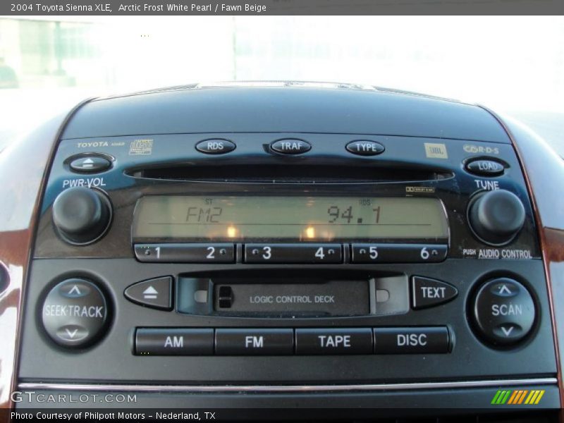 Arctic Frost White Pearl / Fawn Beige 2004 Toyota Sienna XLE