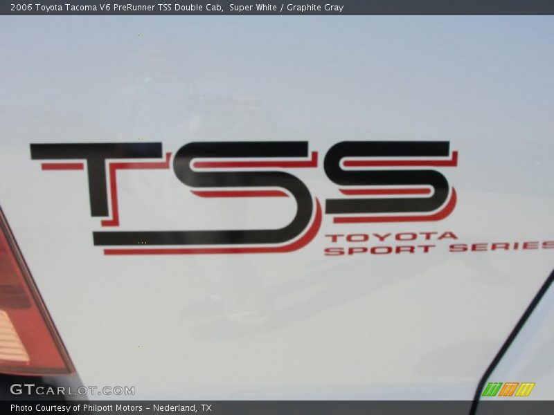 Super White / Graphite Gray 2006 Toyota Tacoma V6 PreRunner TSS Double Cab