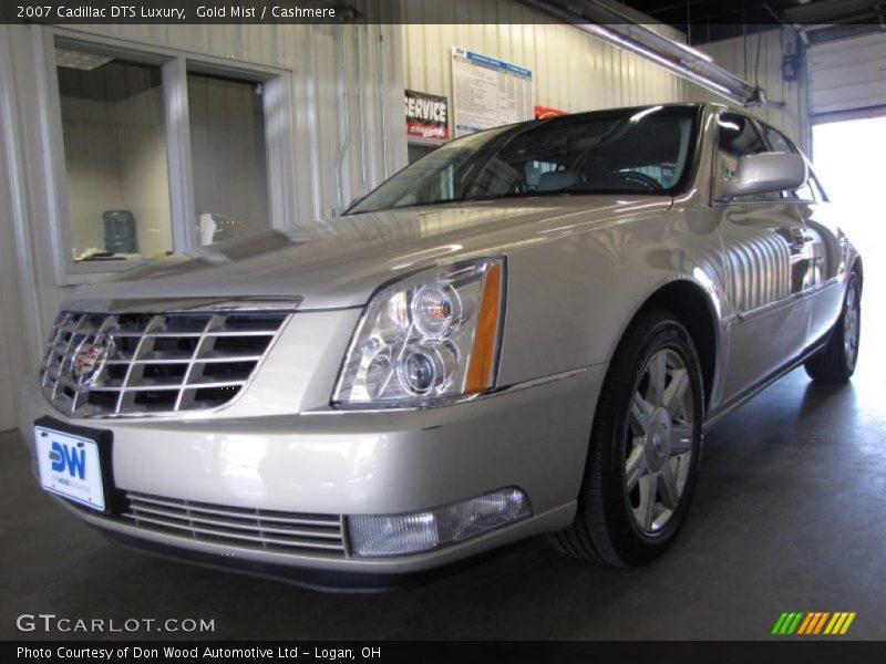 Gold Mist / Cashmere 2007 Cadillac DTS Luxury