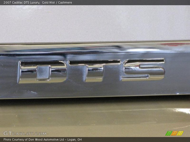 Gold Mist / Cashmere 2007 Cadillac DTS Luxury