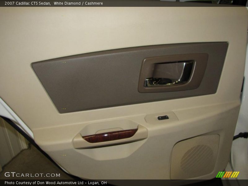 White Diamond / Cashmere 2007 Cadillac CTS Sedan