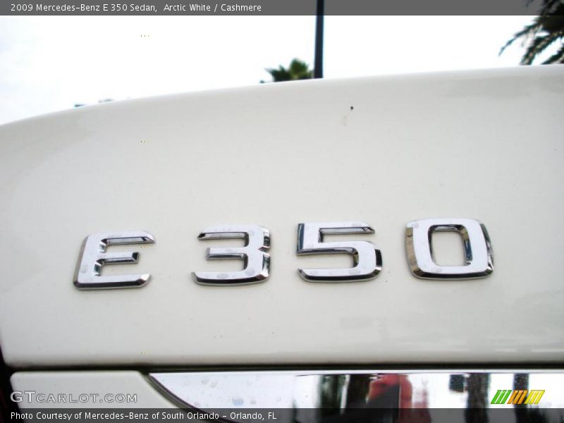 Arctic White / Cashmere 2009 Mercedes-Benz E 350 Sedan