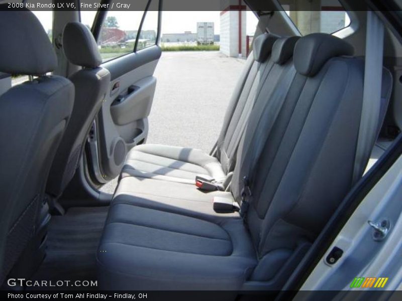 Fine Silver / Gray 2008 Kia Rondo LX V6
