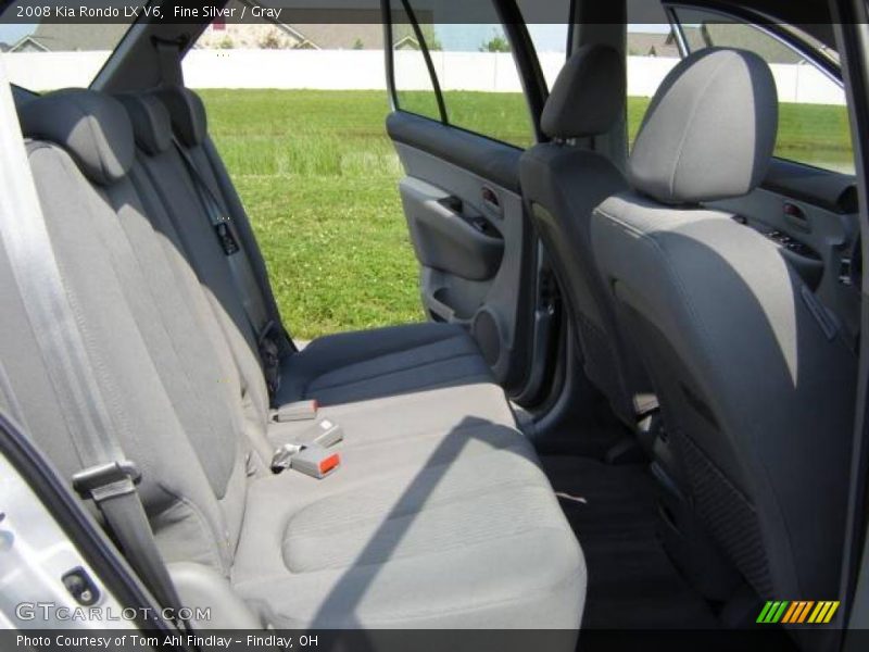 Fine Silver / Gray 2008 Kia Rondo LX V6