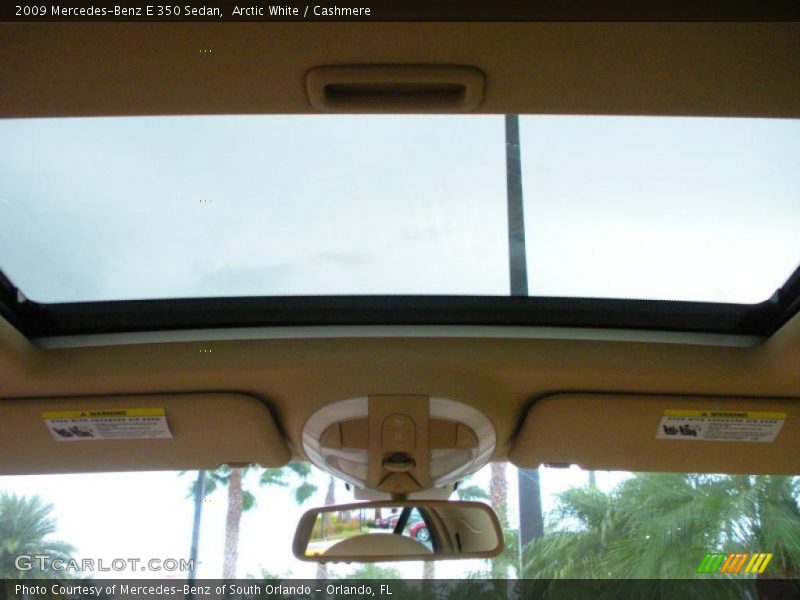 Arctic White / Cashmere 2009 Mercedes-Benz E 350 Sedan
