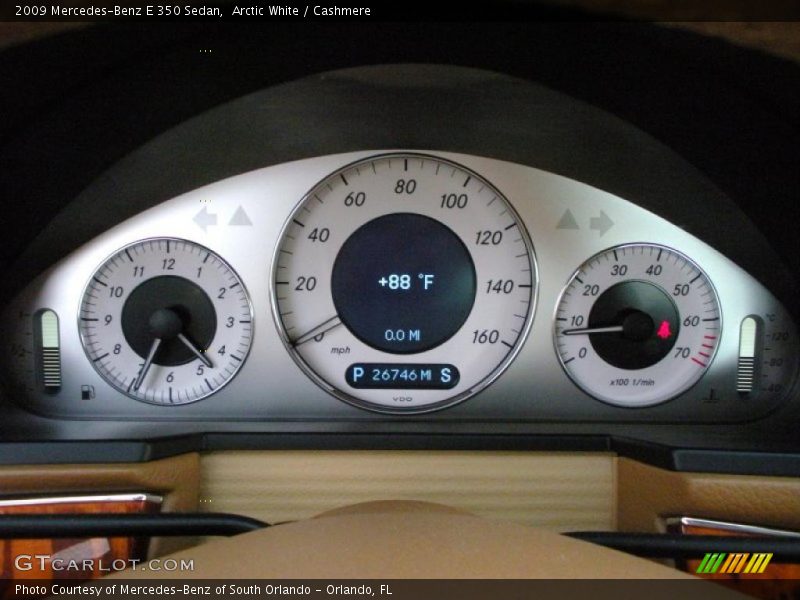 Arctic White / Cashmere 2009 Mercedes-Benz E 350 Sedan