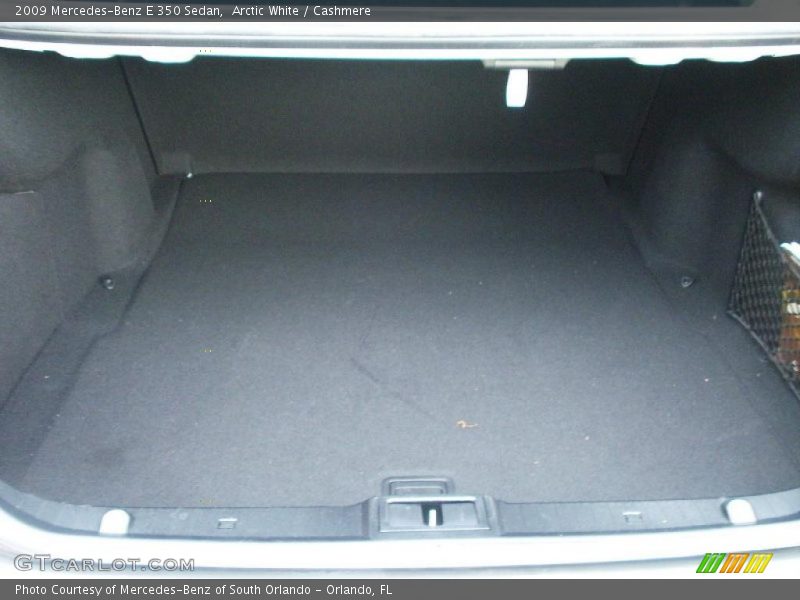 Arctic White / Cashmere 2009 Mercedes-Benz E 350 Sedan