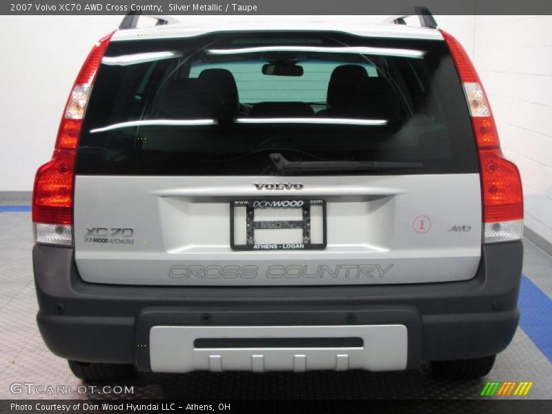 Silver Metallic / Taupe 2007 Volvo XC70 AWD Cross Country