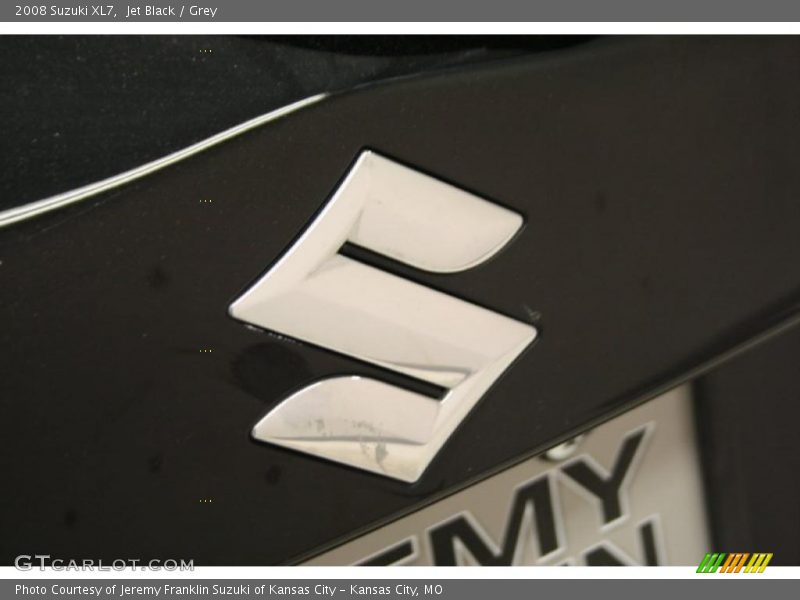 Jet Black / Grey 2008 Suzuki XL7