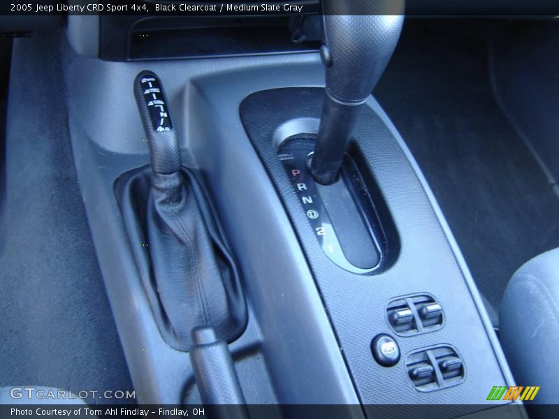 Black Clearcoat / Medium Slate Gray 2005 Jeep Liberty CRD Sport 4x4