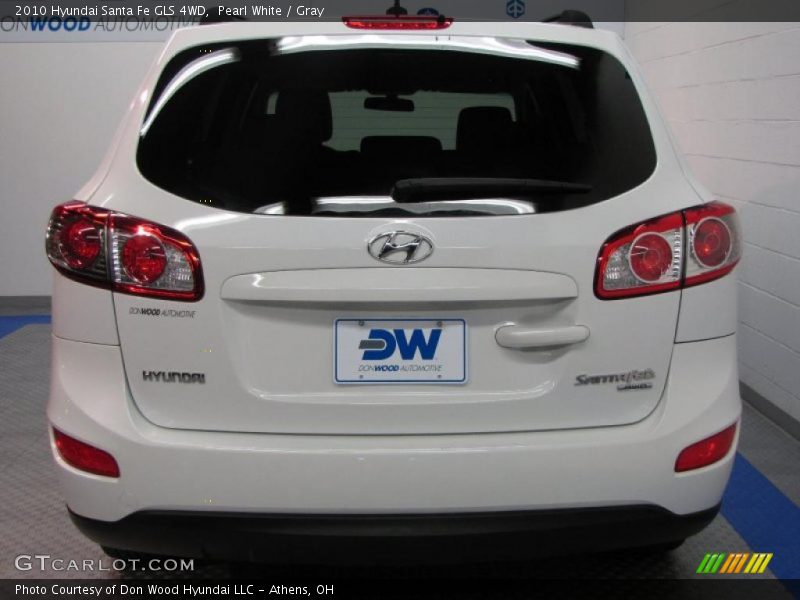 Pearl White / Gray 2010 Hyundai Santa Fe GLS 4WD