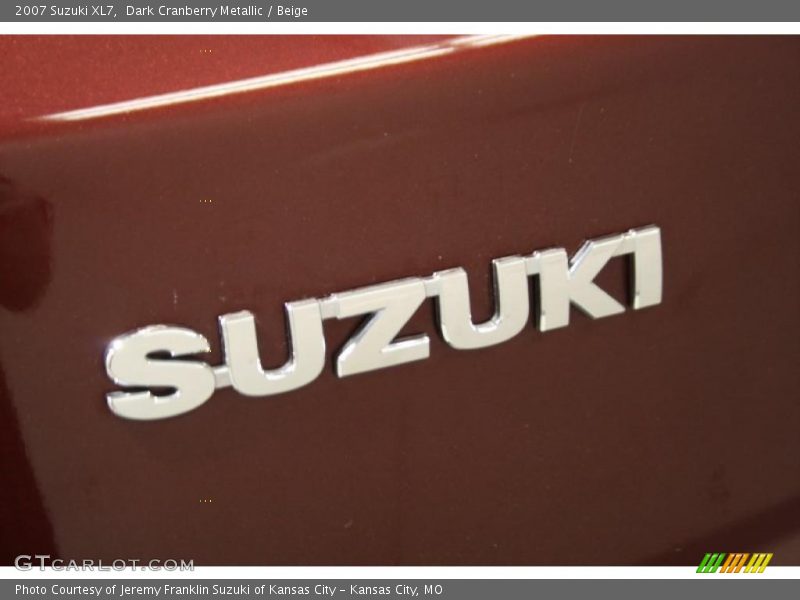 Dark Cranberry Metallic / Beige 2007 Suzuki XL7
