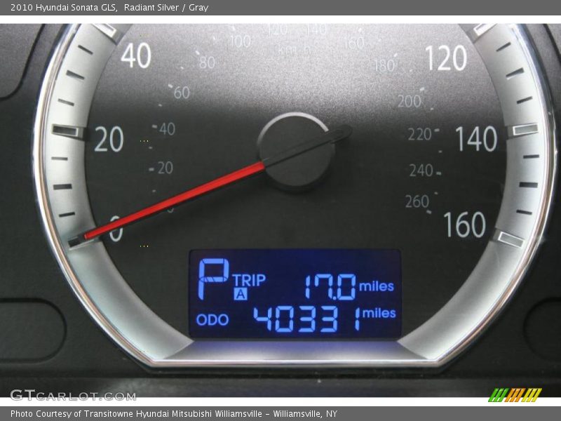 Radiant Silver / Gray 2010 Hyundai Sonata GLS