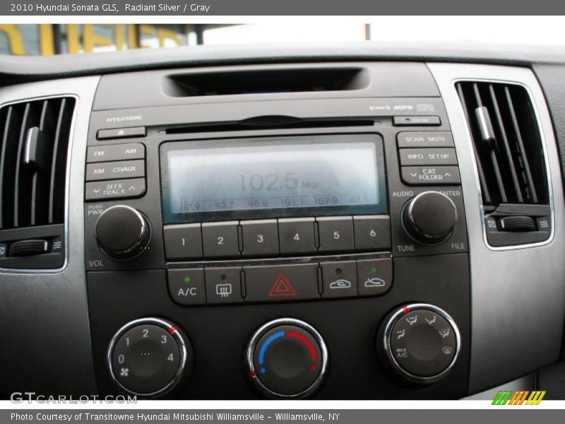 Radiant Silver / Gray 2010 Hyundai Sonata GLS