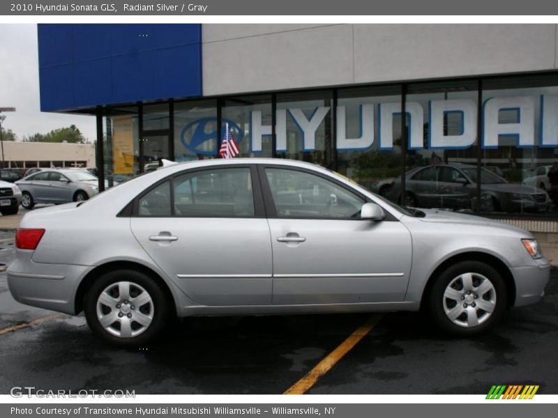 Radiant Silver / Gray 2010 Hyundai Sonata GLS