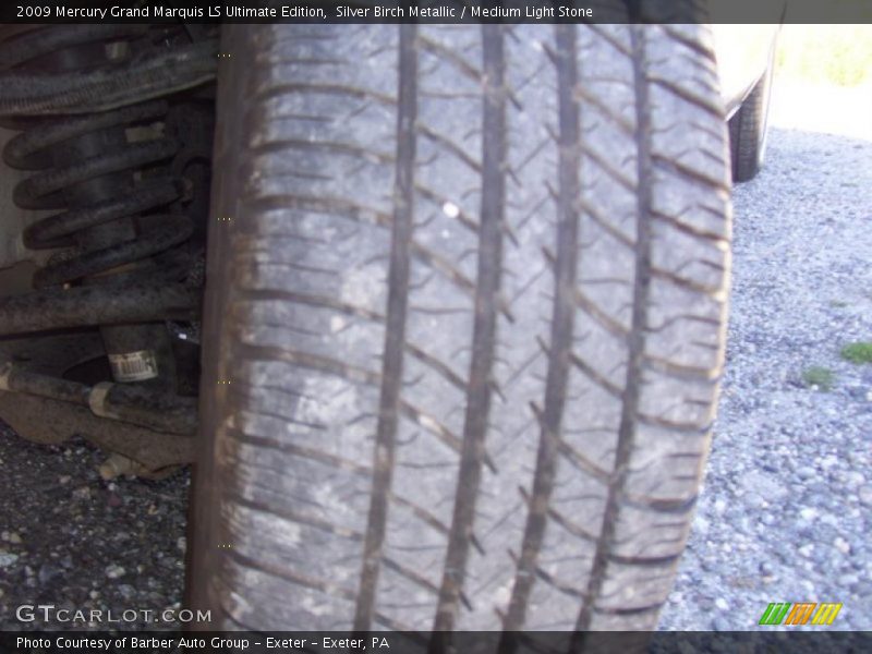 Silver Birch Metallic / Medium Light Stone 2009 Mercury Grand Marquis LS Ultimate Edition