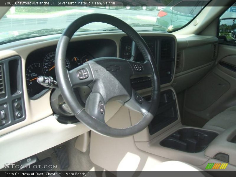 Silver Birch Metallic / Tan/Neutral 2005 Chevrolet Avalanche LT