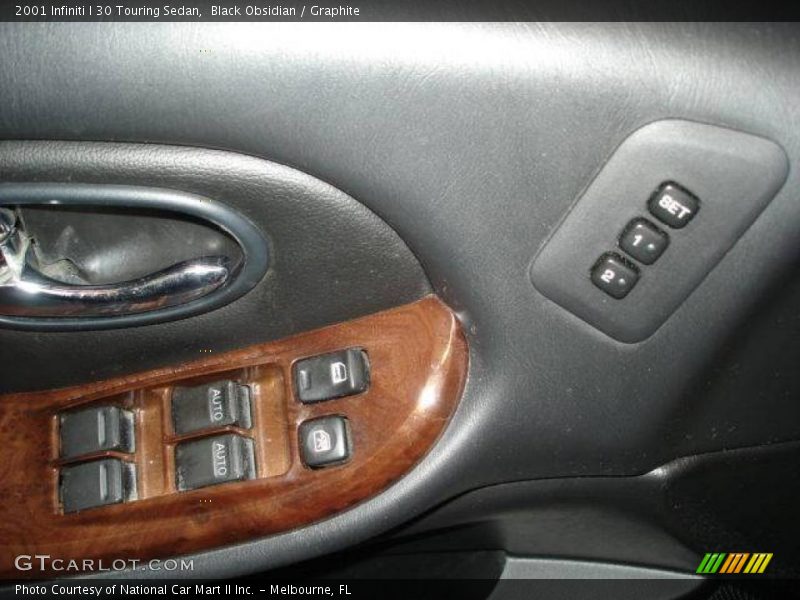 Black Obsidian / Graphite 2001 Infiniti I 30 Touring Sedan