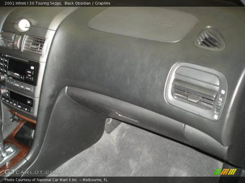Black Obsidian / Graphite 2001 Infiniti I 30 Touring Sedan