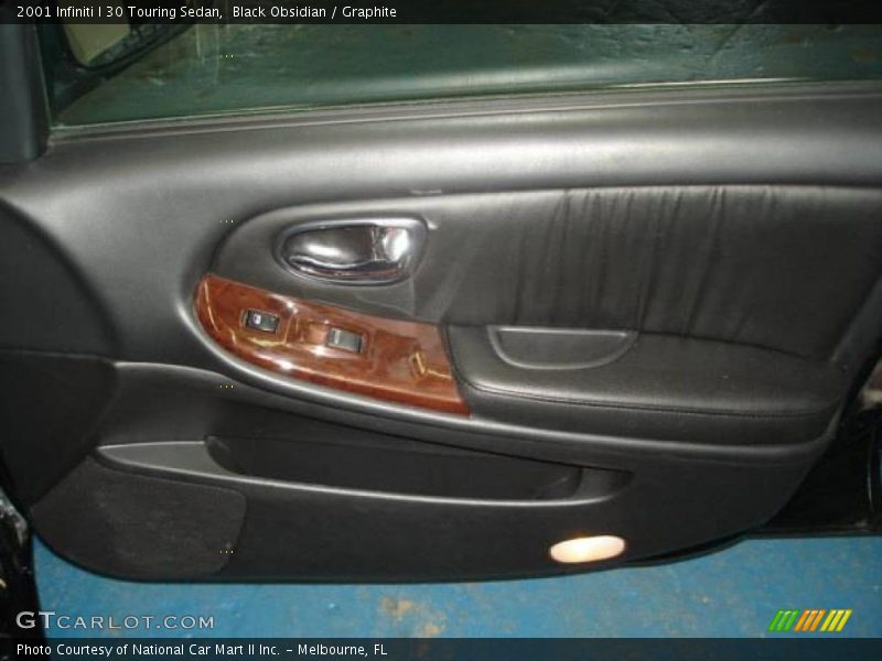Black Obsidian / Graphite 2001 Infiniti I 30 Touring Sedan