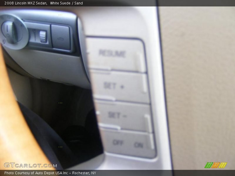 White Suede / Sand 2008 Lincoln MKZ Sedan