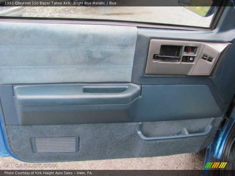 Bright Blue Metallic / Blue 1991 Chevrolet S10 Blazer Tahoe 4x4