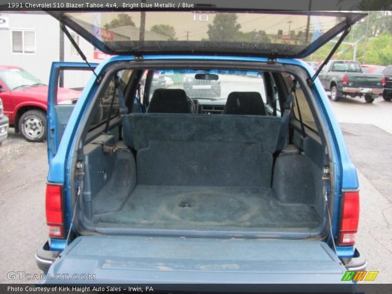 Bright Blue Metallic / Blue 1991 Chevrolet S10 Blazer Tahoe 4x4