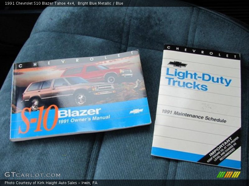 Bright Blue Metallic / Blue 1991 Chevrolet S10 Blazer Tahoe 4x4