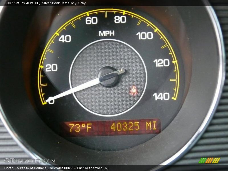 Silver Pearl Metallic / Gray 2007 Saturn Aura XE