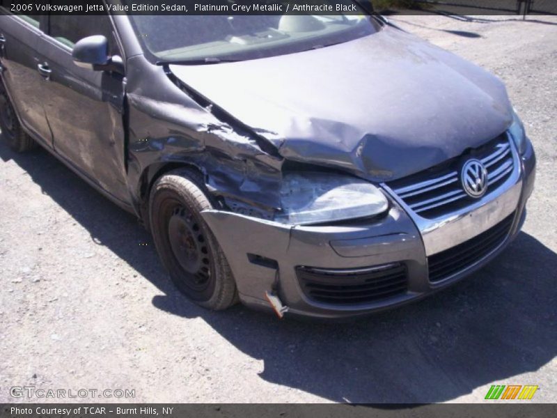 Platinum Grey Metallic / Anthracite Black 2006 Volkswagen Jetta Value Edition Sedan