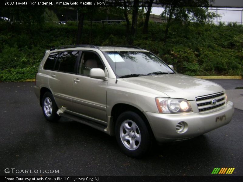 Vintage Gold Metallic / Ivory 2003 Toyota Highlander I4