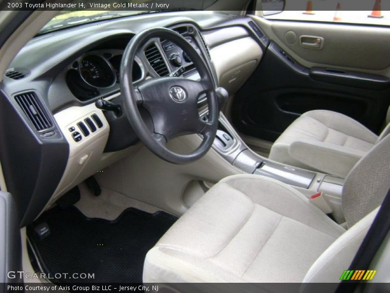 Vintage Gold Metallic / Ivory 2003 Toyota Highlander I4