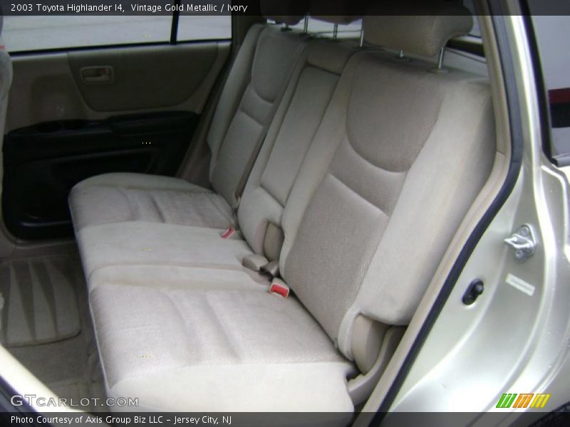Vintage Gold Metallic / Ivory 2003 Toyota Highlander I4