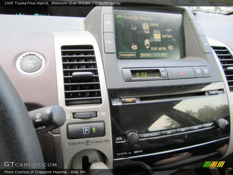 Millenium Silver Metallic / Gray/Burgundy 2005 Toyota Prius Hybrid