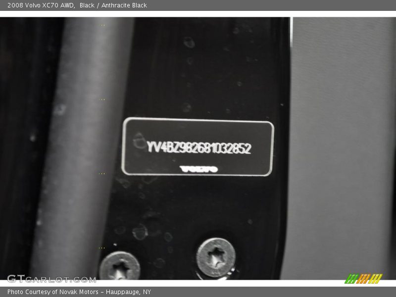 Black / Anthracite Black 2008 Volvo XC70 AWD
