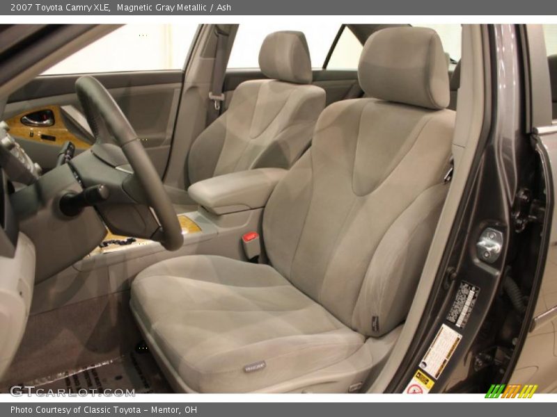 Magnetic Gray Metallic / Ash 2007 Toyota Camry XLE