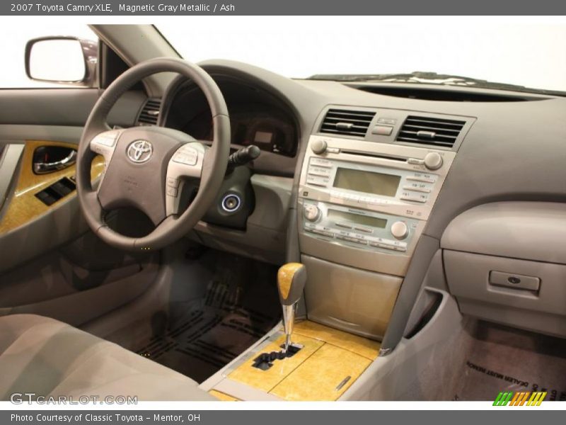 Magnetic Gray Metallic / Ash 2007 Toyota Camry XLE