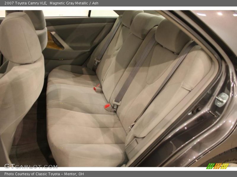 Magnetic Gray Metallic / Ash 2007 Toyota Camry XLE