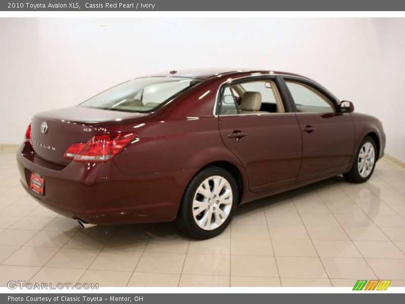 Cassis Red Pearl / Ivory 2010 Toyota Avalon XLS