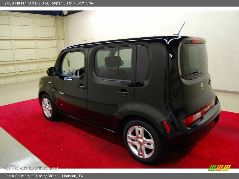 Super Black / Light Gray 2009 Nissan Cube 1.8 SL