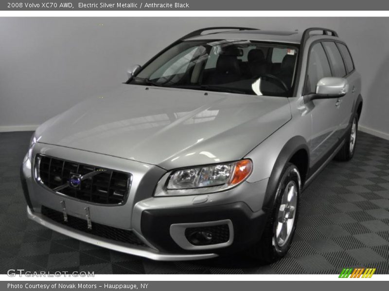 Electric Silver Metallic / Anthracite Black 2008 Volvo XC70 AWD