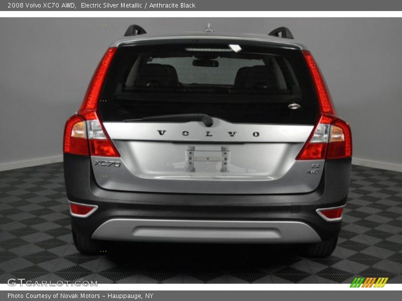 Electric Silver Metallic / Anthracite Black 2008 Volvo XC70 AWD
