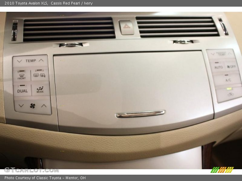 Cassis Red Pearl / Ivory 2010 Toyota Avalon XLS