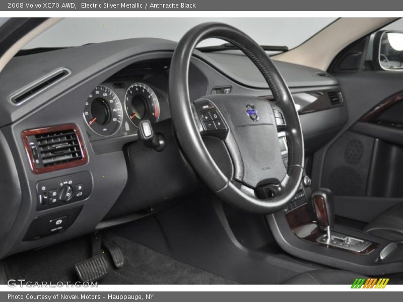 Electric Silver Metallic / Anthracite Black 2008 Volvo XC70 AWD