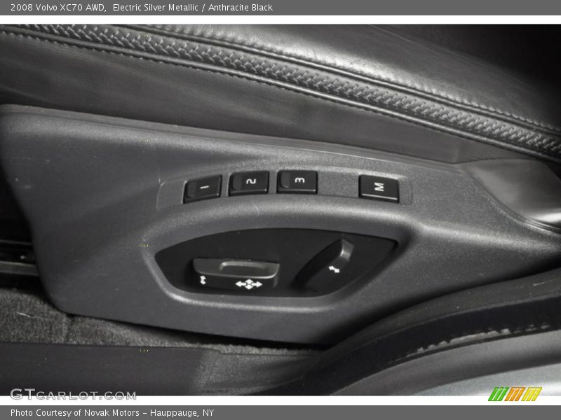 Electric Silver Metallic / Anthracite Black 2008 Volvo XC70 AWD