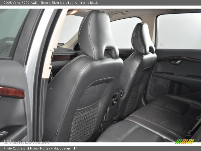 Electric Silver Metallic / Anthracite Black 2008 Volvo XC70 AWD