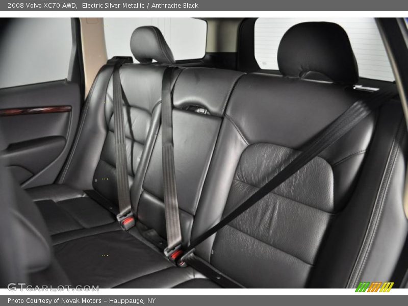 Electric Silver Metallic / Anthracite Black 2008 Volvo XC70 AWD